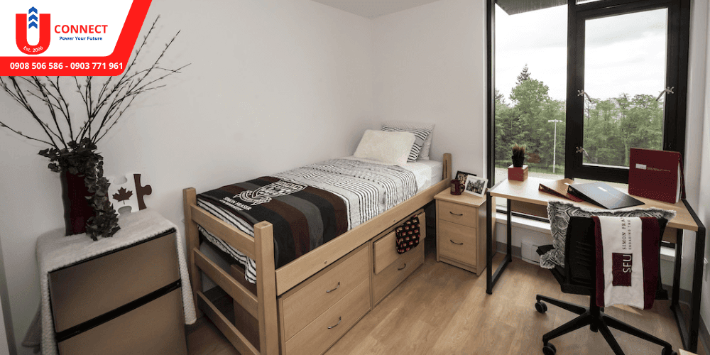 Ngoài ra trường còn có ký túc xá và homestay cho sinh viên lựa chọn ( chỉ có khuôn viên Burnaby là có kí túc xá nằm trong khuôn viên trường).